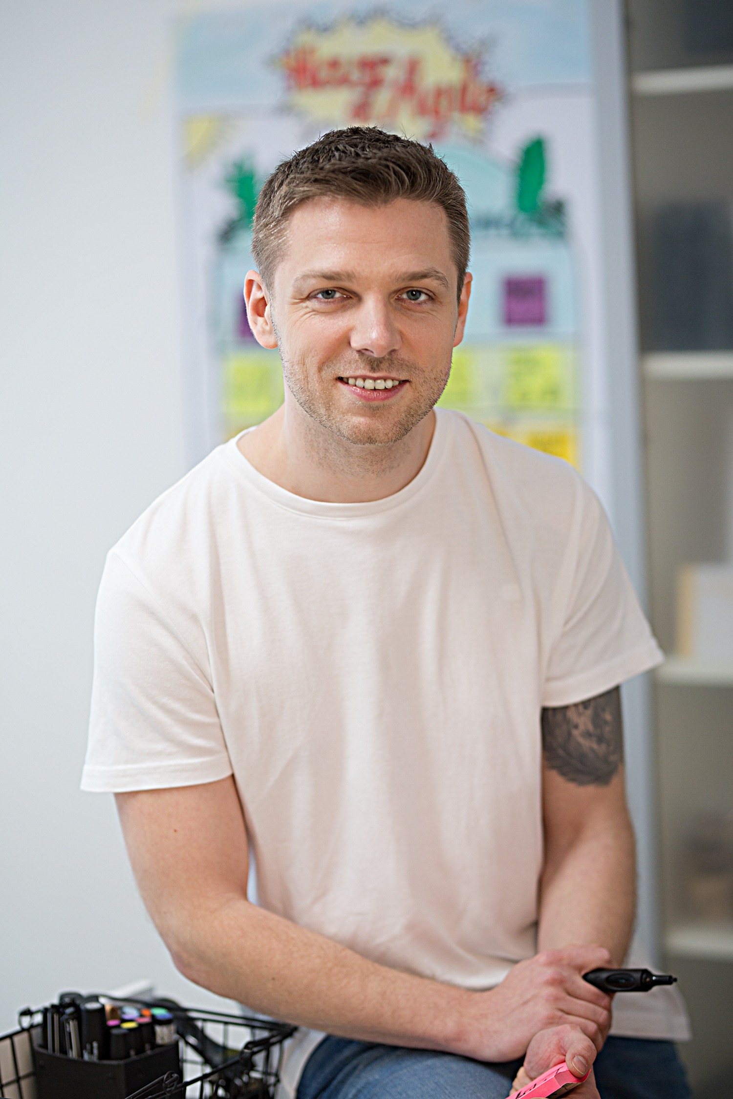 Porträt von Henry Schneider, Trainer für Agiles Projektmanagement, Agile Teamentwicklung und Agiles Teamcoaching.