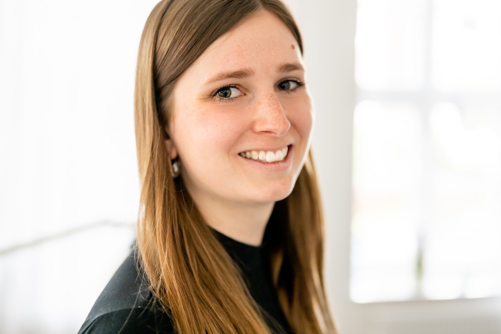 Ein Portrait von Ilka Winklareth, Trainerin für Konflikt- und Teamthemen.